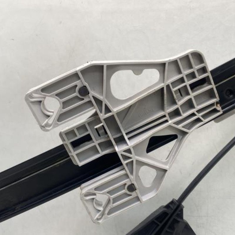 Leve vitre electrique arriere gauche AUDI A4 3 Photo n°5