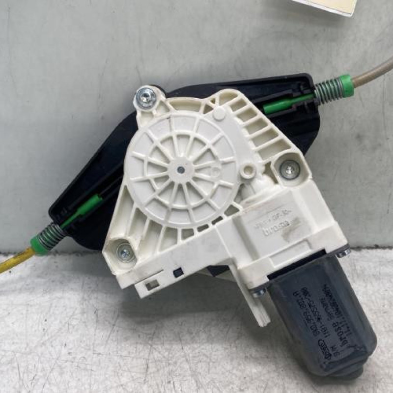 Leve vitre electrique avant droit AUDI A4 3 Photo n°12