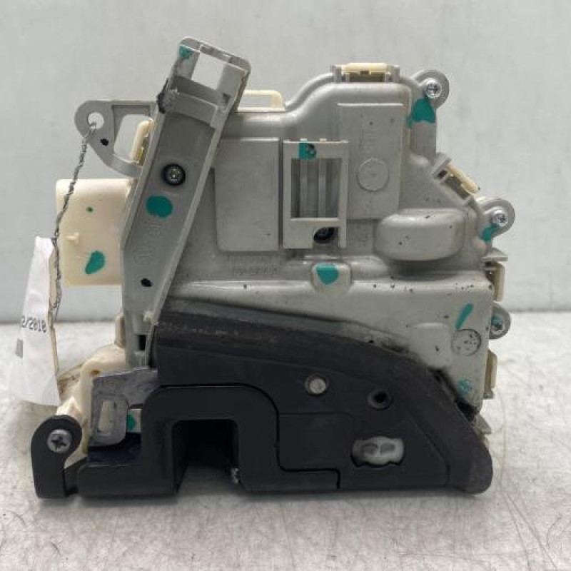 Serrure avant droit AUDI A4 3 Photo n°3