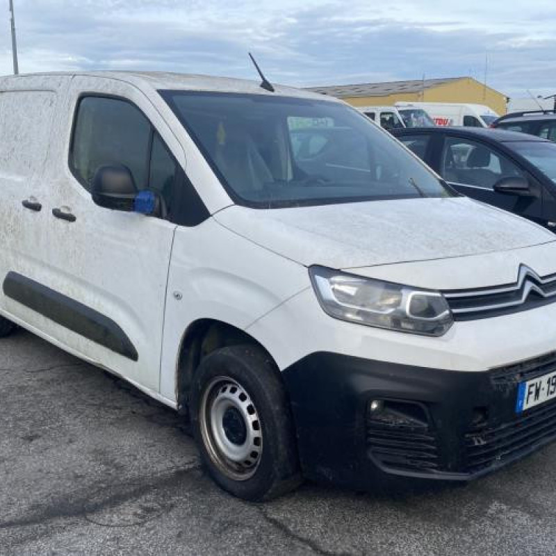 Pare choc arriere CITROEN BERLINGO 3 M Photo n°10