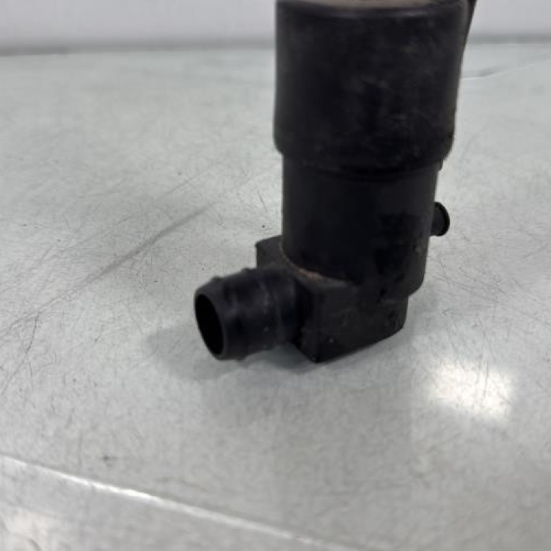 Pompe lave glace avant RENAULT MASTER 3 Photo n°2