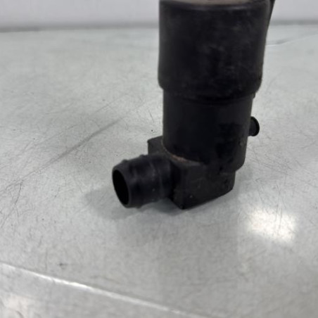 Pompe lave glace avant RENAULT MASTER 3