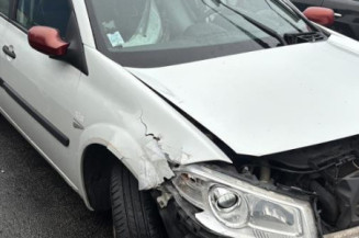 Leve vitre electrique avant droit RENAULT MEGANE 2