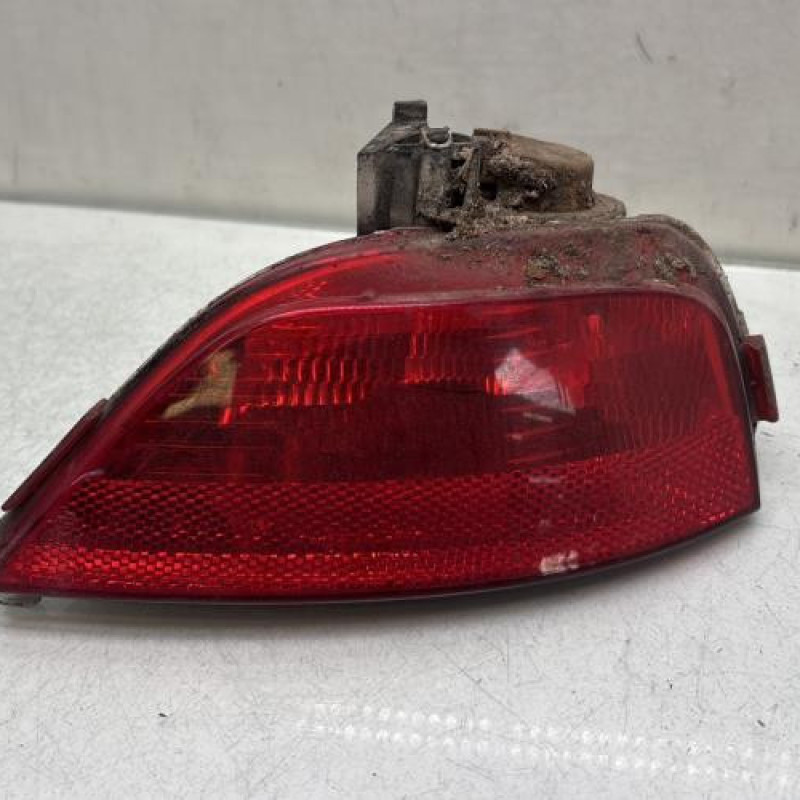 Anti brouillard arriere gauche RENAULT MEGANE 4 Photo n°1