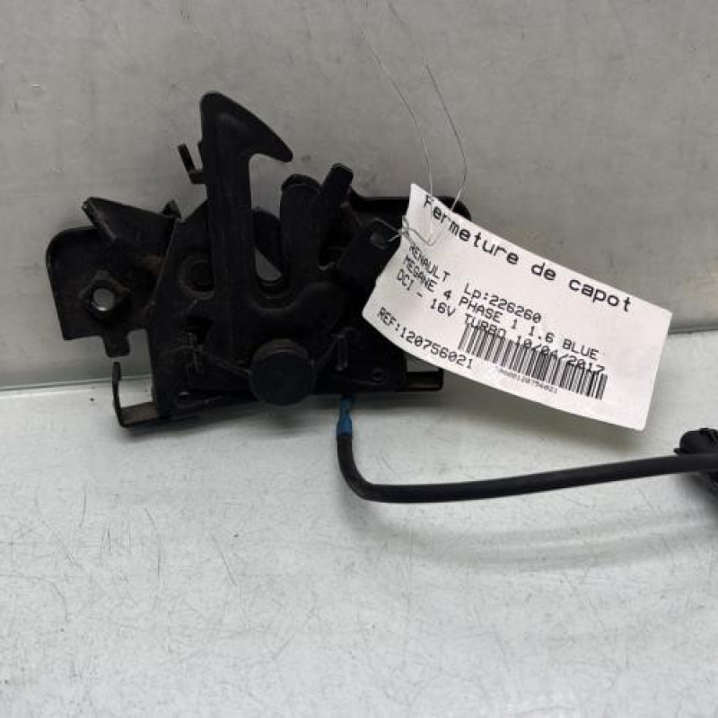 Fermeture de capot RENAULT MEGANE 4 Photo n°1
