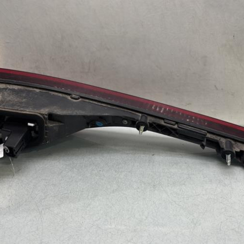 Feu arriere secondaire droit (feux) RENAULT MEGANE 4 Photo n°2