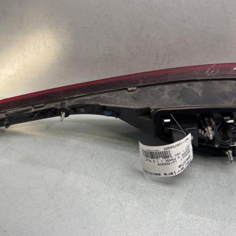 Feu arriere secondaire gauche (feux) RENAULT MEGANE 4 Photo n°2