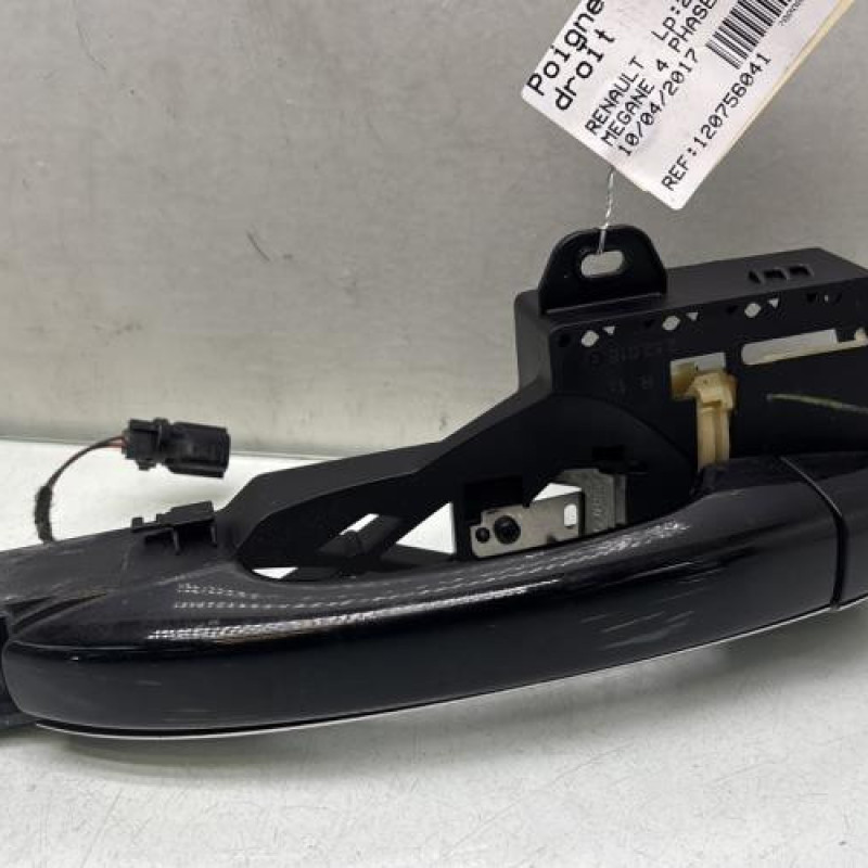 Poignee porte arriere droit RENAULT MEGANE 4 Photo n°1