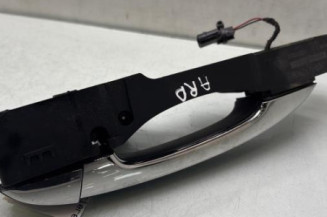 Poignee porte arriere droit RENAULT MEGANE 4