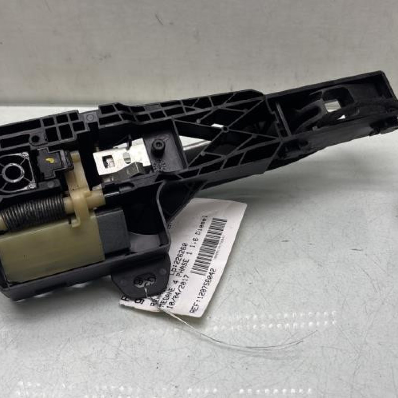 Poignee porte arriere gauche RENAULT MEGANE 4 Photo n°4
