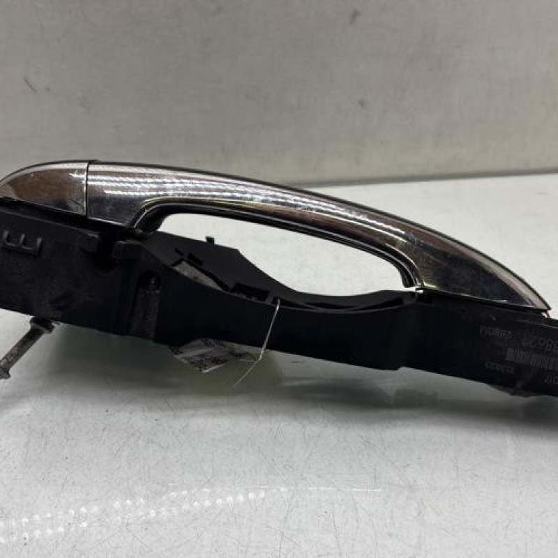 Poignee porte avant gauche RENAULT MEGANE 4 Photo n°2