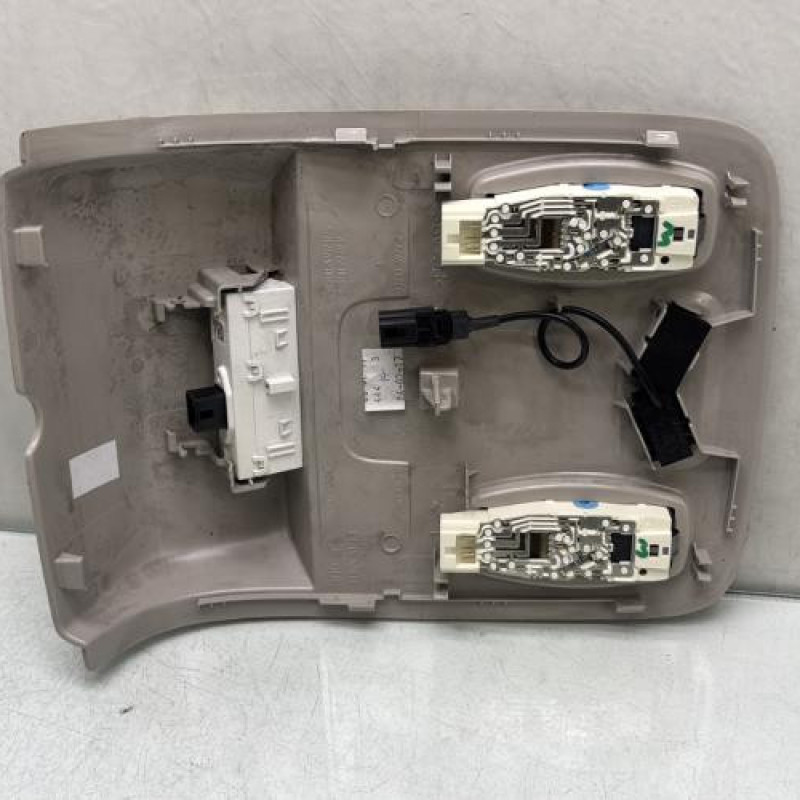 Eclairage de plafonnier RENAULT MEGANE 4 Photo n°2