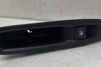 Interrupteur de leve vitre arriere droit RENAULT MEGANE 4 Photo n°1