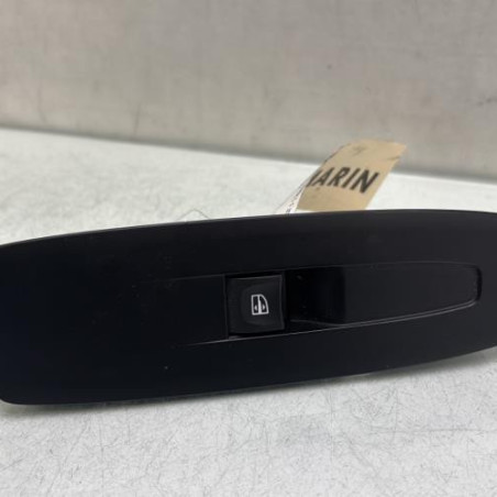 Interrupteur de leve vitre avant droit RENAULT MEGANE 4 Photo n°1