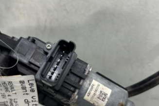 Leve vitre electrique avant droit RENAULT MEGANE 4