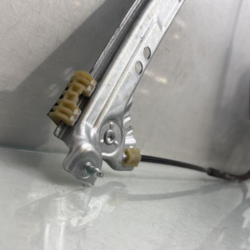 Leve vitre electrique avant droit RENAULT MEGANE 4 Photo n°8