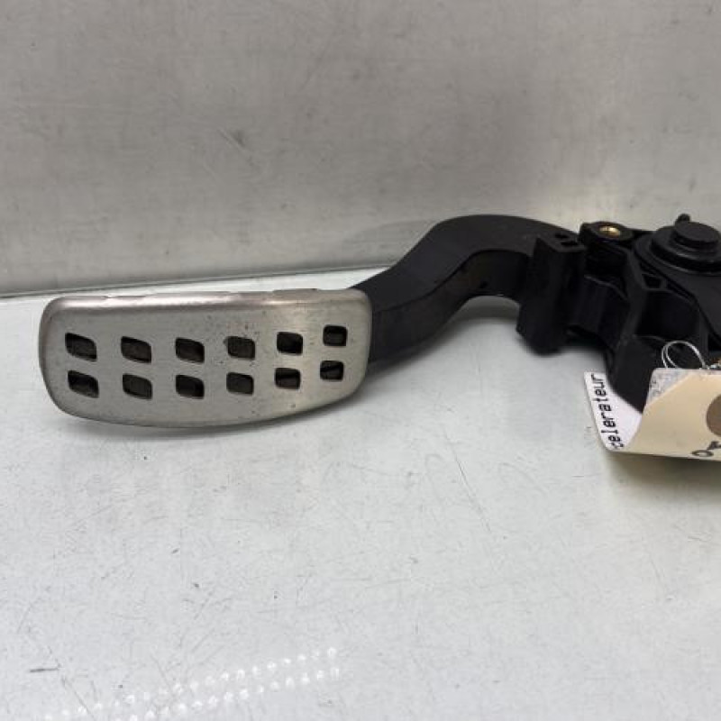 Pedale d'accelerateur RENAULT MEGANE 4 Photo n°1