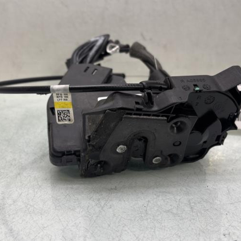 Serrure arriere droit RENAULT MEGANE 4 Photo n°1