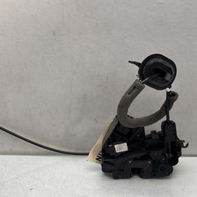 Serrure arriere gauche RENAULT MEGANE 4 Photo n°4