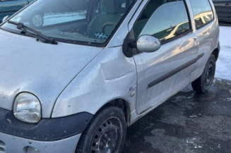 Pare choc avant RENAULT TWINGO 1