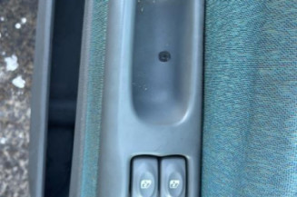 Pare choc avant RENAULT TWINGO 1