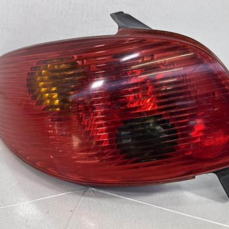 Feu arriere principal gauche (feux) PEUGEOT 206 Photo n°1