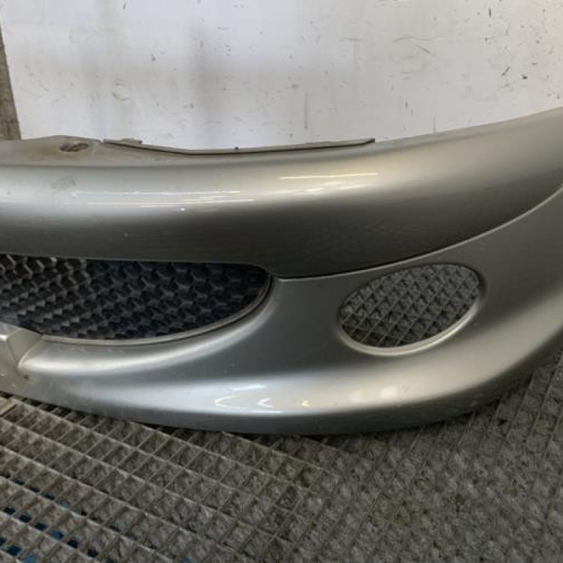 Pare choc avant PEUGEOT 206 Photo n°4