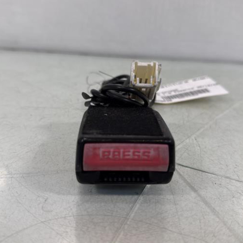 Attache ceinture avant gauche PEUGEOT 206 Photo n°1