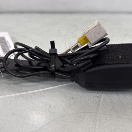 Attache ceinture avant gauche PEUGEOT 206