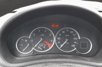 Attache ceinture avant gauche PEUGEOT 206