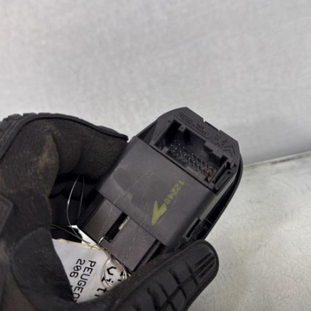 Interrupteur de leve vitre avant gauche PEUGEOT 206