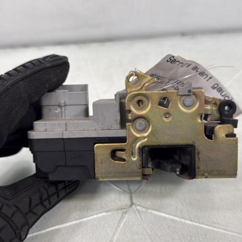 Serrure avant gauche PEUGEOT 206 Photo n°2