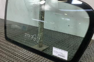 Custode arriere droit VOLKSWAGEN POLO 3