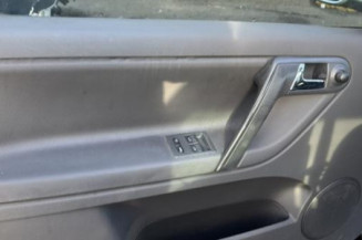 Custode arriere droit VOLKSWAGEN POLO 3