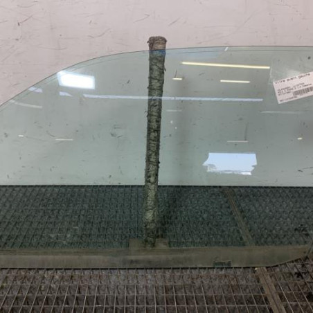 Vitre avant gauche VOLKSWAGEN POLO 3 Photo n°1