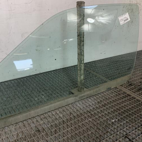 Vitre avant gauche VOLKSWAGEN POLO 3