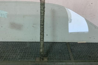 Vitre avant gauche VOLKSWAGEN POLO 3