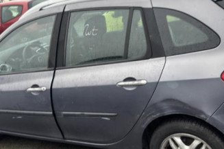 Custode arriere droit (porte) RENAULT CLIO 3