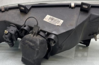 Optique avant principal gauche (feux)(phare) OPEL MOVANO A