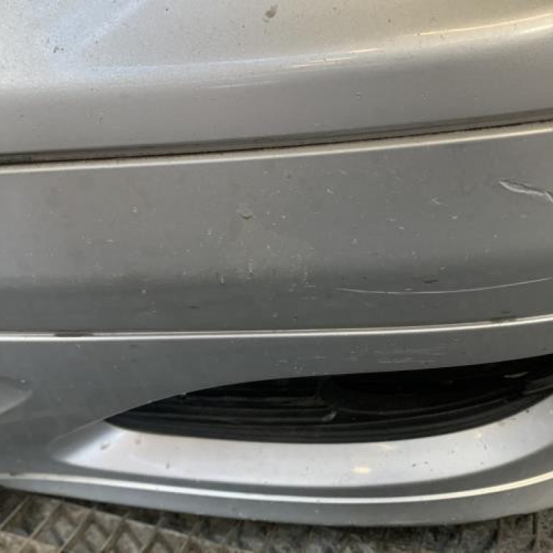 Pare choc avant MERCEDES CLASSE C 203 COUPE SPORT Photo n°3