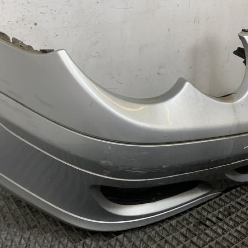 Pare choc avant MERCEDES CLASSE C 203 COUPE SPORT Photo n°5