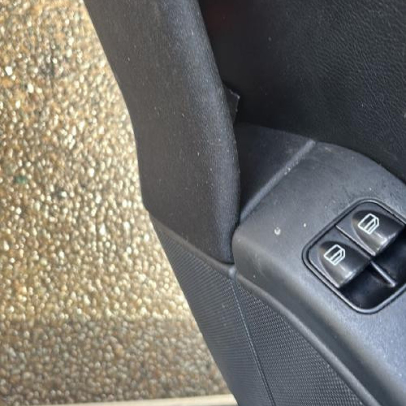 Pare choc avant MERCEDES CLASSE C 203 COUPE SPORT Photo n°19