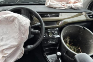 Custode avant gauche (porte) CITROEN C3 2