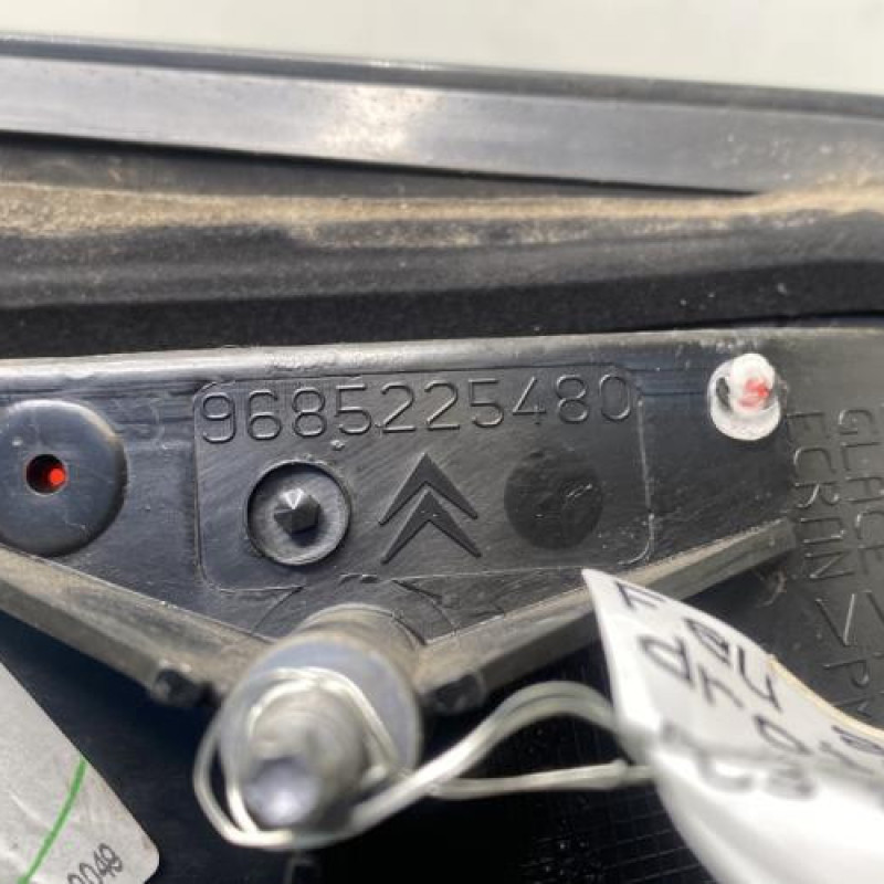 Feu arriere secondaire droit (feux) CITROEN C3 2 Photo n°3