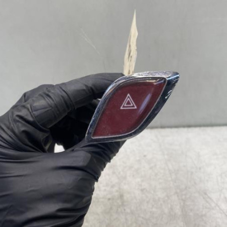 Bouton de warning CITROEN C3 2 Photo n°1