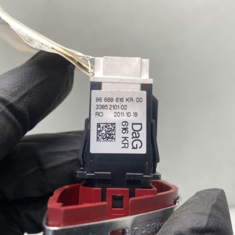 Bouton de warning CITROEN C3 2 Photo n°4