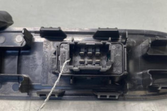 Interrupteur de leve vitre avant droit CITROEN C3 2