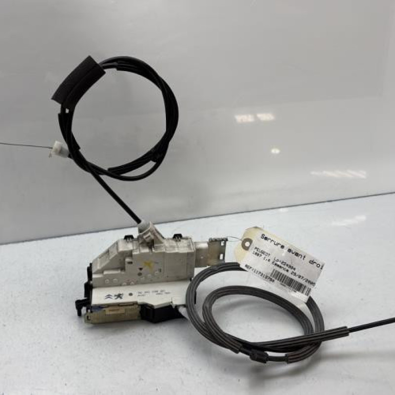 Serrure avant droit PEUGEOT 1007 Photo n°1