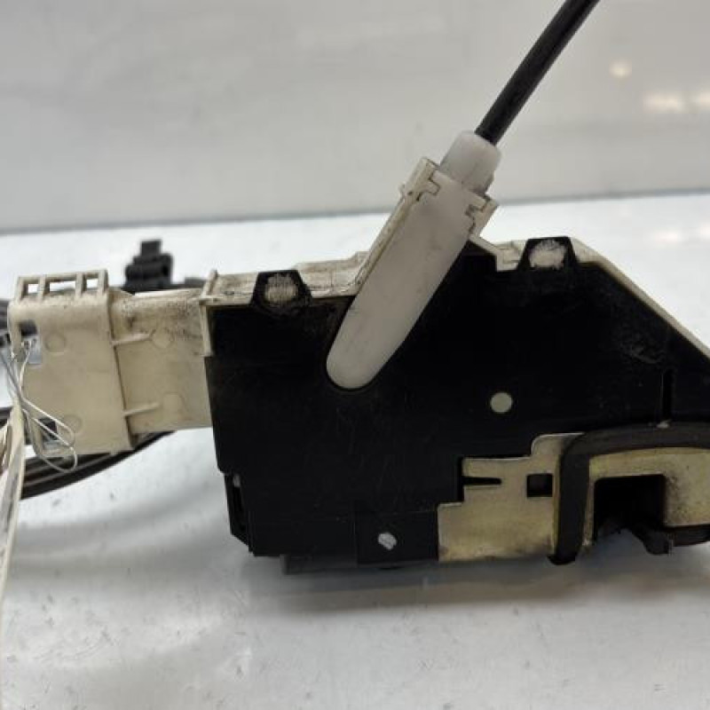 Serrure avant droit PEUGEOT 1007 Photo n°6