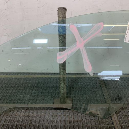 Vitre avant gauche PEUGEOT 206 Photo n°1